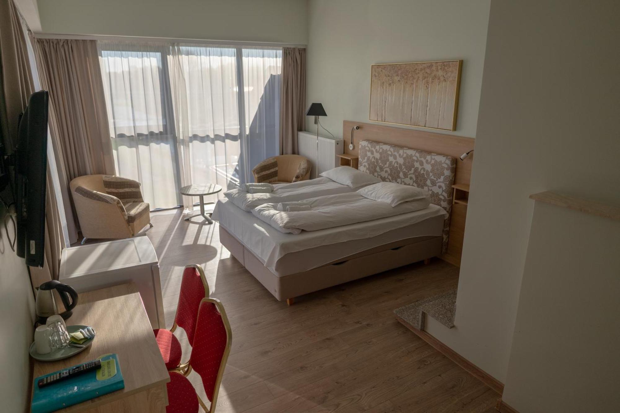 Viesbutis Banga Hotel Tauragė Kültér fotó