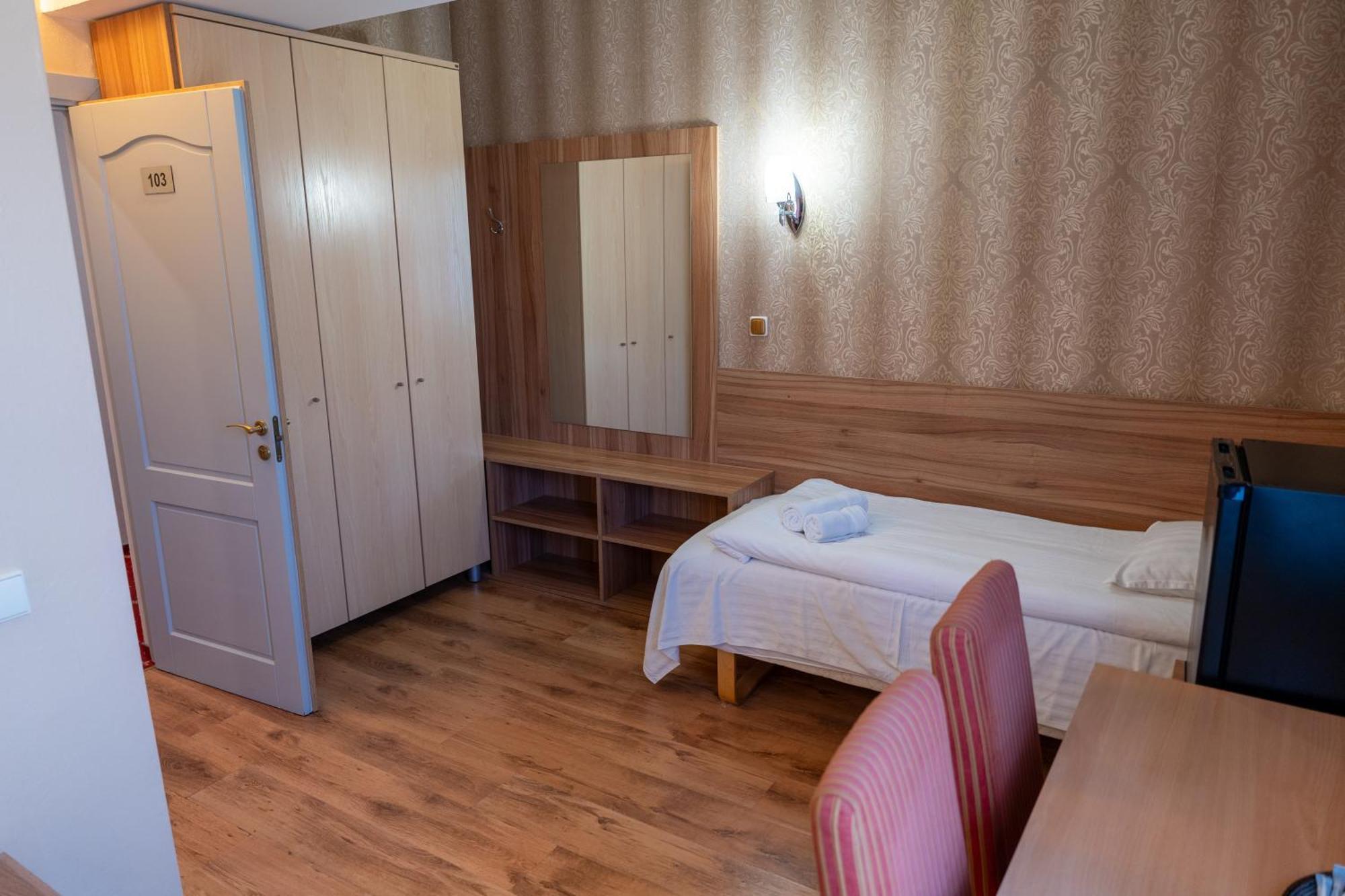 Viesbutis Banga Hotel Tauragė Kültér fotó