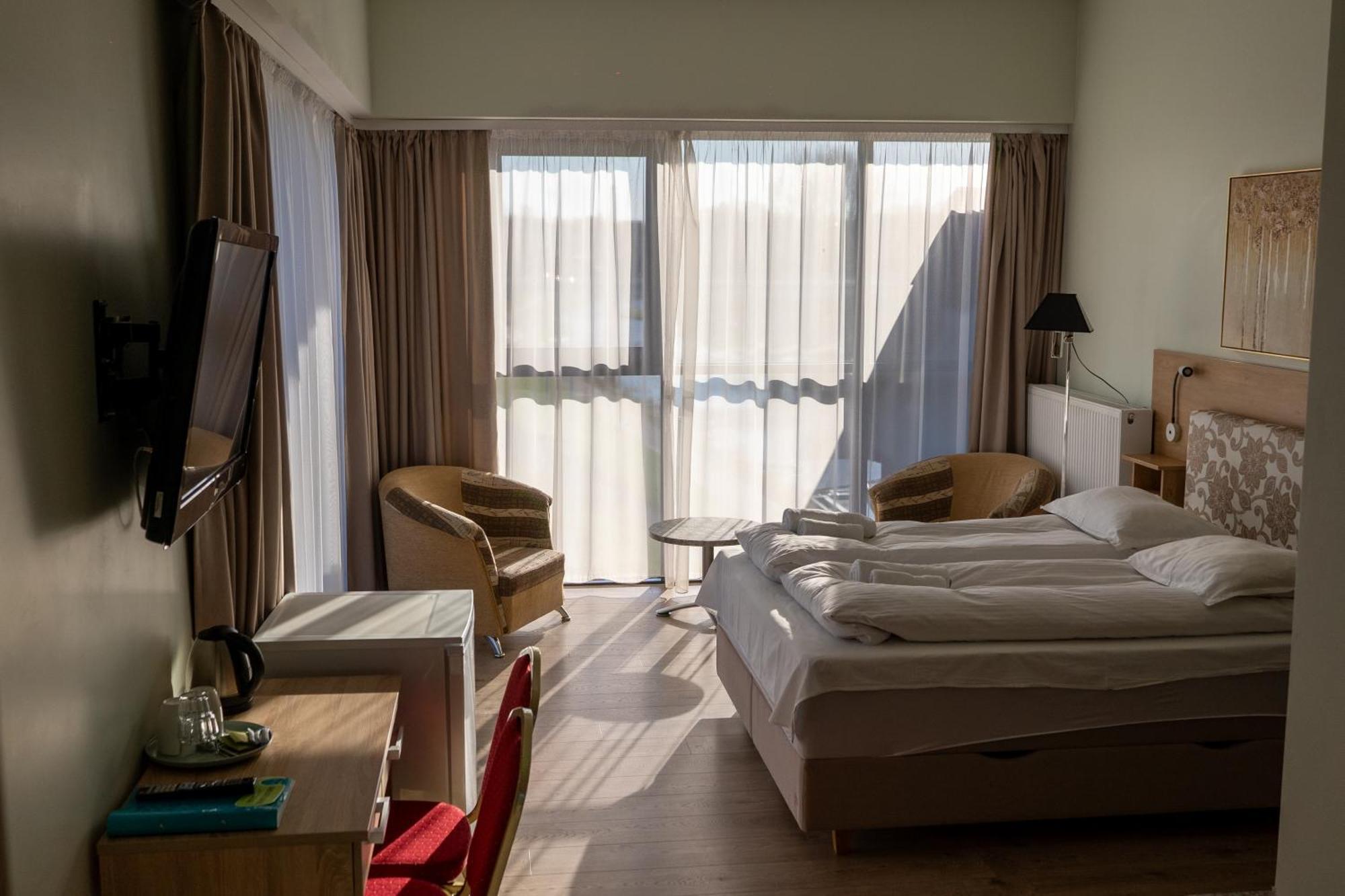 Viesbutis Banga Hotel Tauragė Kültér fotó